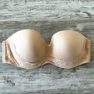 Victoria’s Secret Bra Tan Padded Lined Strapless Lace Trim Womes 34DD